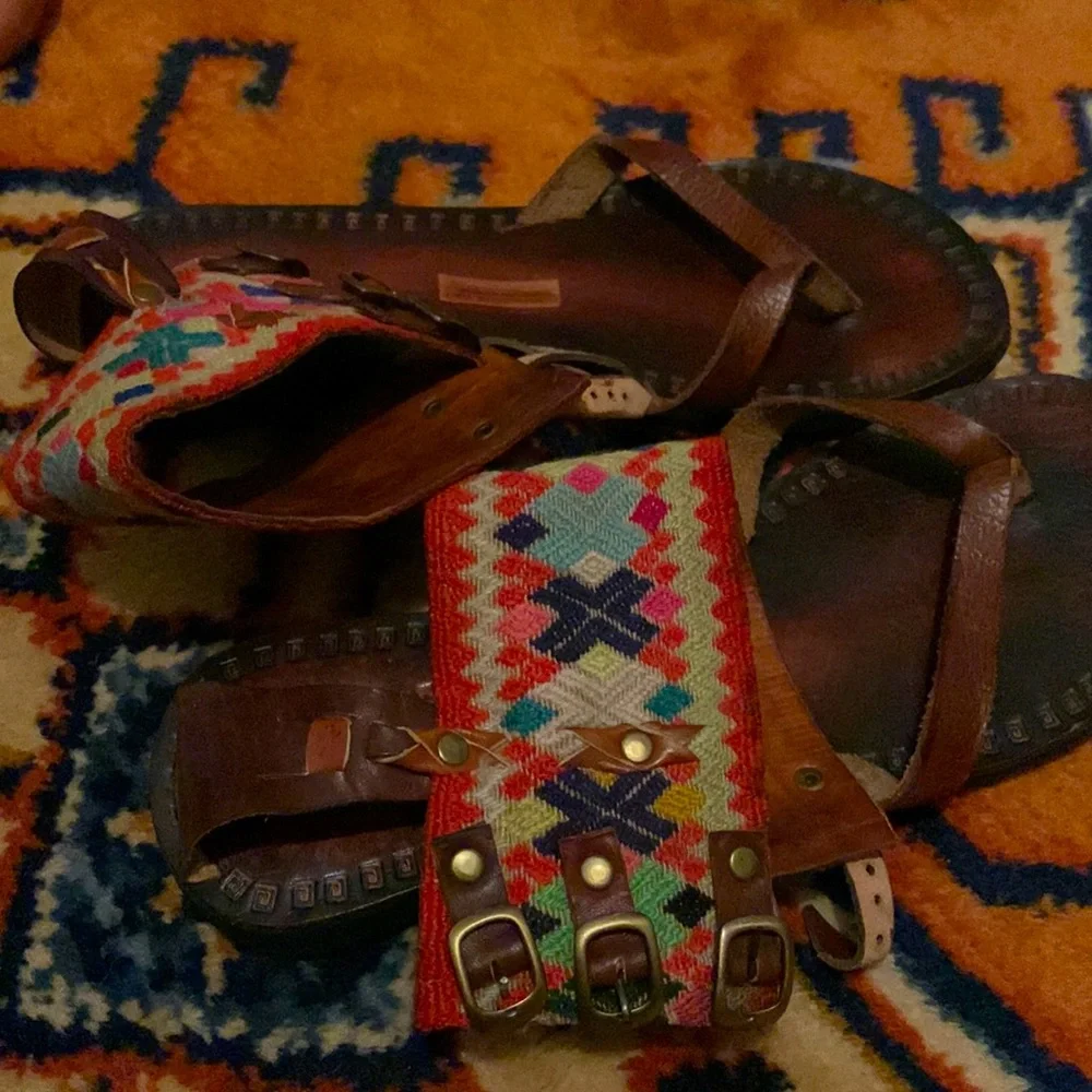 Sandals!!! - Picture 1 of 3